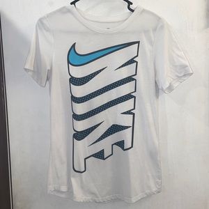 Nike t-shirt